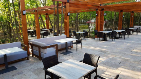 Meadows Restaurant & Events - Sos Bucuresti - Ploiesti DN1, Bucuresti (2017) [11]