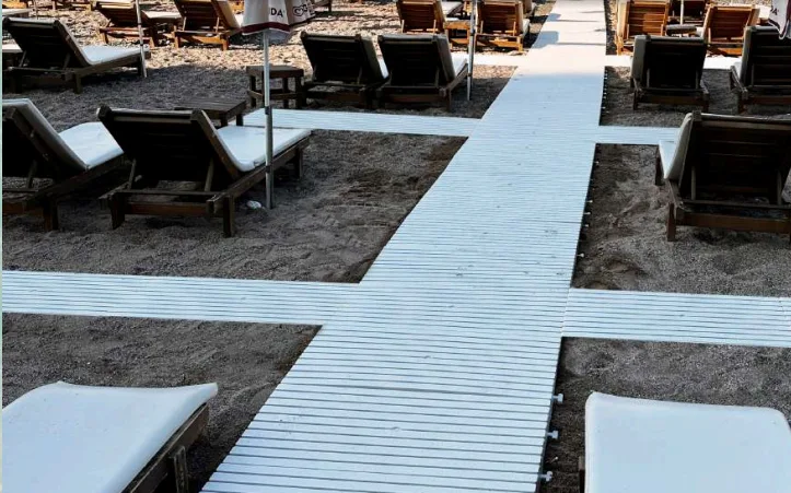 Pardoseala modulara pentru plaja, piscina si spa - OBRADO [1]