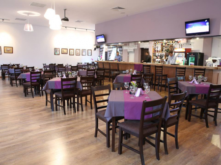 Restaurantul Petite France - Pitesti, AG (2014) [3]