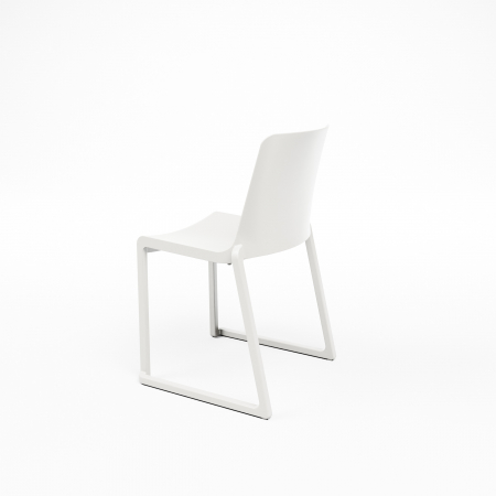 Scaun din plastic cu cadru tip sanie pentru plaja sau gradina - KASAR [1]
