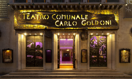 Scaune auditorium custom made pentru sala de teatru sau concerte CAMPIELLO [1]