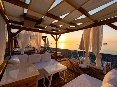 Sezlong din plastic si plasa pentru plaja / piscina - MARE [1]