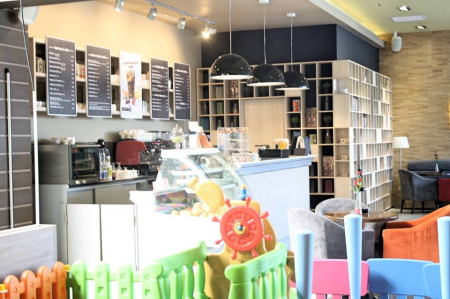 Zvon Cafe - Bacau, BC (2015) [11]