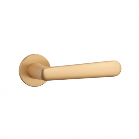 img-attr