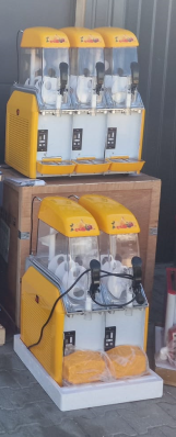 Aparat Dozator Granita cu 3 Cuve - Capacitate 3x12L, 1100W, 220V, Refrigerare Rapidă, Ideal pentru Băuturi Răcoritoare [10]