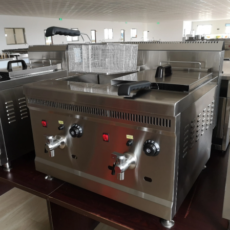 Friteuză profesională pe gaz dublă 18L+18L [2]