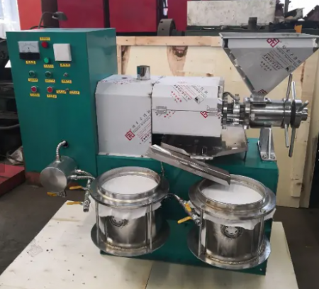 Presa de Ulei Profesională cu Pompa de Vacum - 70 kg/h, 3kW [4]