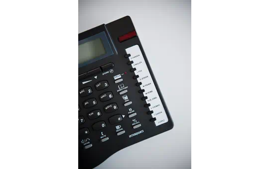 TZE211 6mm BLACK ON WHITE [4]