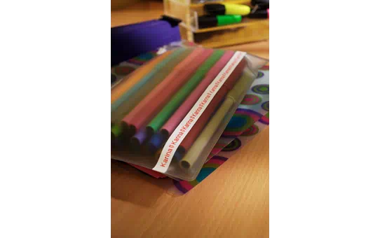 TZE222 9mm RED ON WHITE [4]