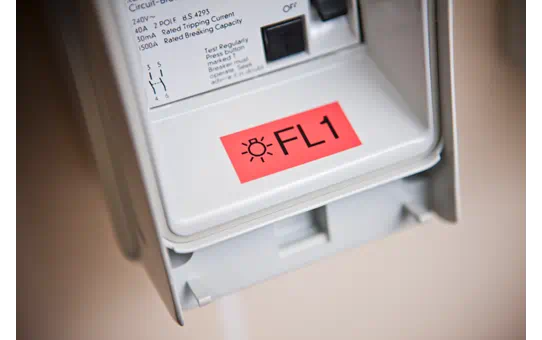 TZE451 24mm BLACK ON RED [3]