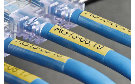 TZESL651 24mm BLACK ON YELLOW TAPE [3]