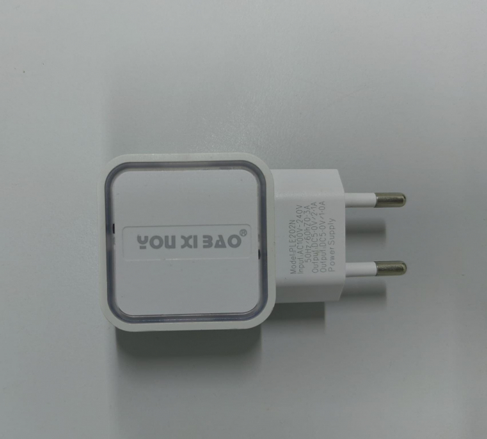 Alimentator USB Dual cu LED RGB –  Încărcare Rapidă iOS & Android engross [1]