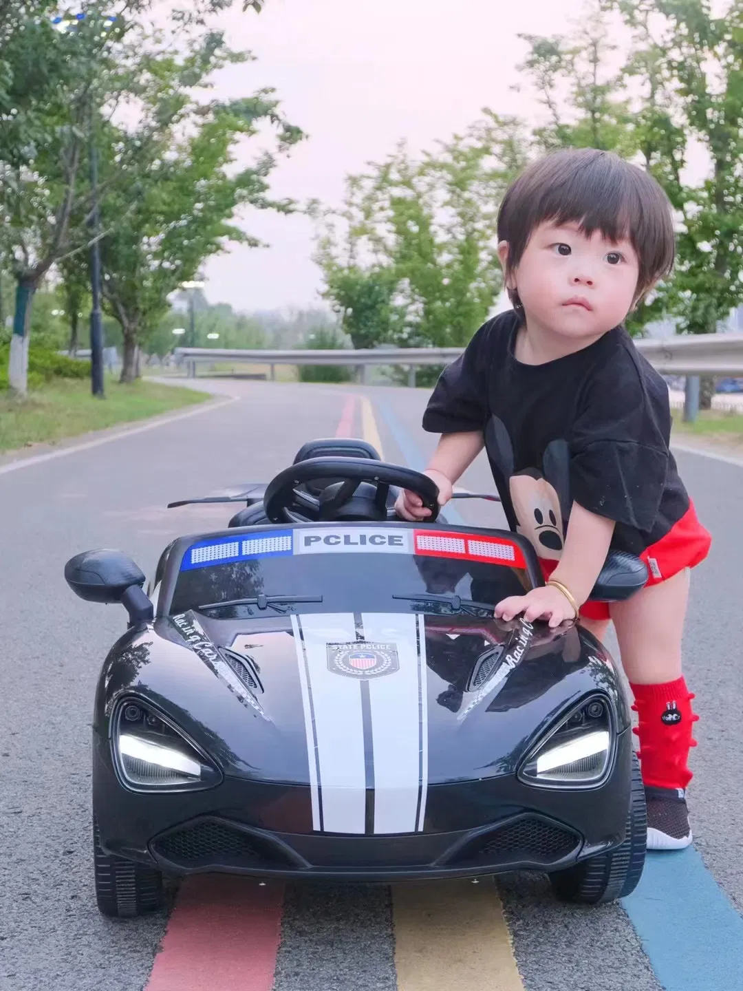 Masina electrica de politie pentru copii intre 2-5 ani, 6V, 3 viteze, 86x 56x 39 cm, telecomanda, engross [10]