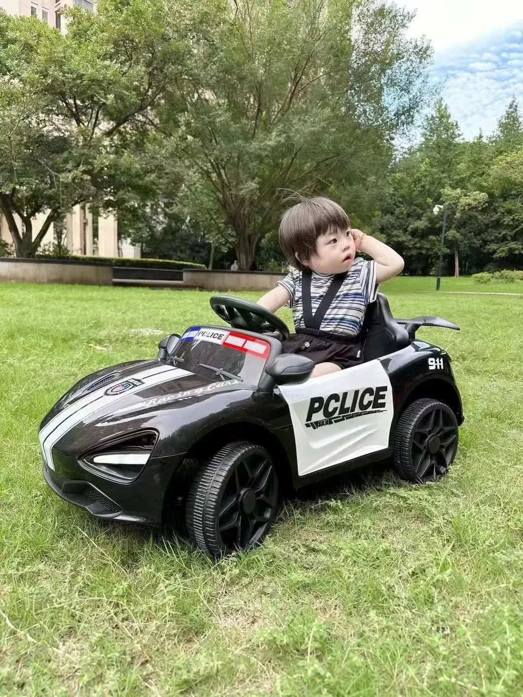 Masina electrica de politie pentru copii intre 2-5 ani, 6V, 3 viteze, 86x 56x 39 cm, telecomanda, engross [11]
