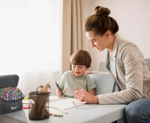 Set 24 Markere Profesionale 2 Capete, Culori Vibrante, pentru Artă, Schițe și Pictură, Husă Organizare Inclusă [5]