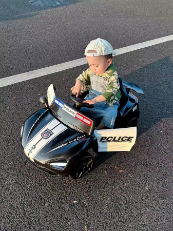 Masina electrica de politie pentru copii intre 2-5 ani, 6V, 3 viteze, 86x 56x 39 cm, telecomanda, engross [3]