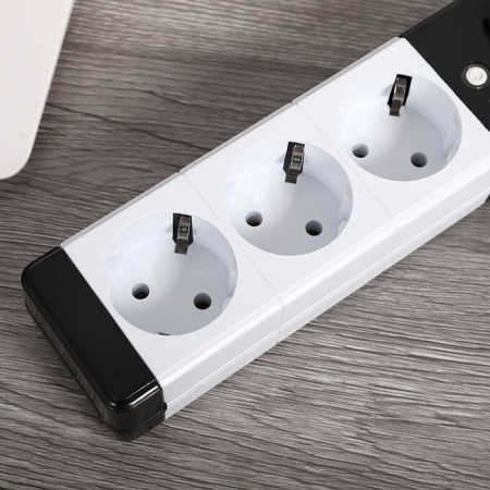 Prelungitor CX-U203, 3 Prize cu Întrerupător, Alb – Compact, Sigur și Durabil engross [2]