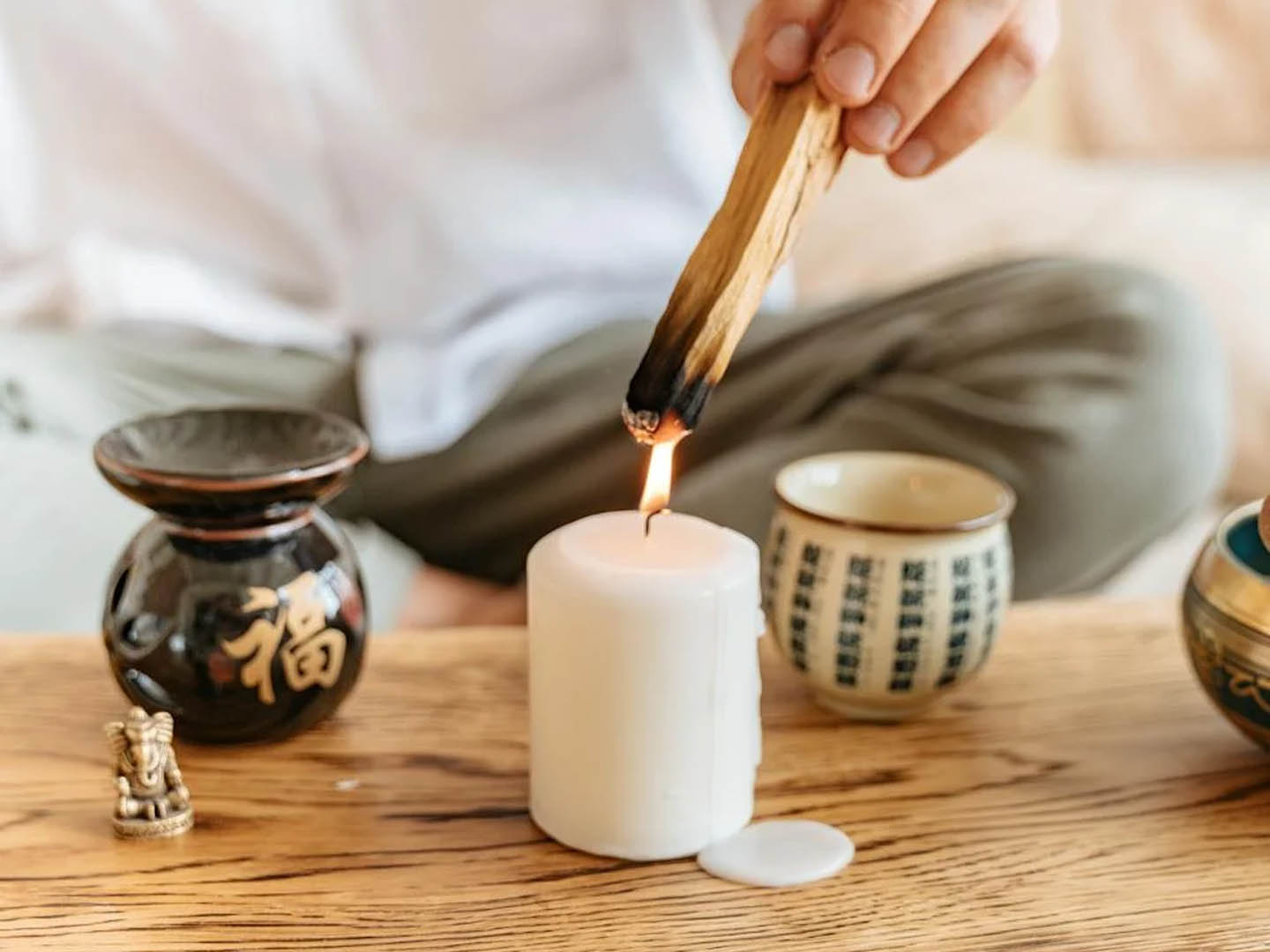 ezoterika-palo-santo-lemn sacru-lemn-sfant