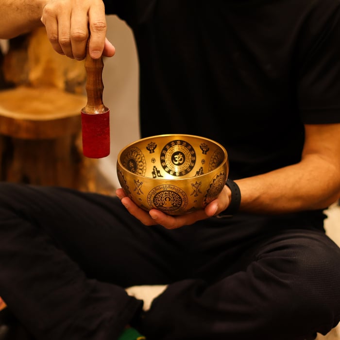 Set de 4 Boluri Cantatoare gravat Yogi din alama pura [9]