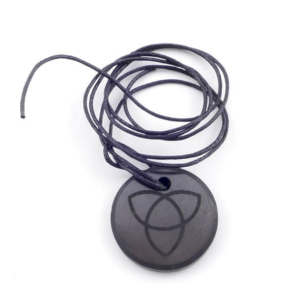Colier din Shungit Rusesc cu Simbol Triquetra [1]