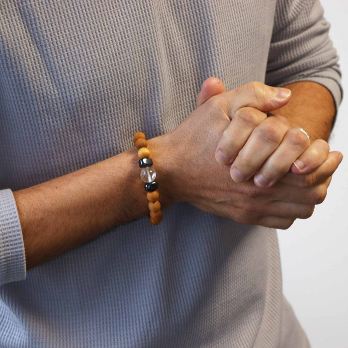 Bratara Chakra Coroana, Cuart Transparent si Lemn de Cedru [2]