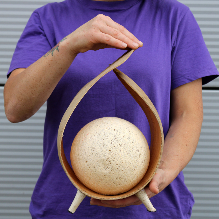 Lampa cu frunza naturala de cocos [3]