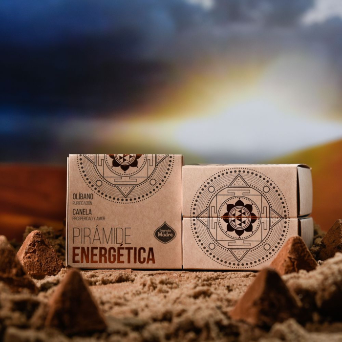 Piramide Energetice cu Tamaie si Scortisoara [1]