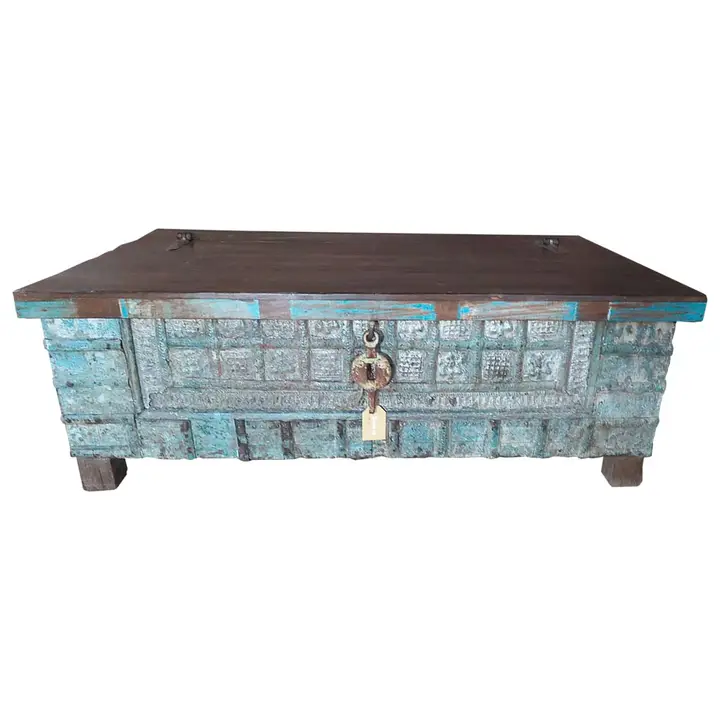 Mic mobilier - Cufăr indian din lemn sculptat 133 x 83 x 46 cm