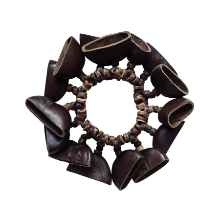 Instrumente samanice - Bratara zornaitoare din capsule de seminte Juju