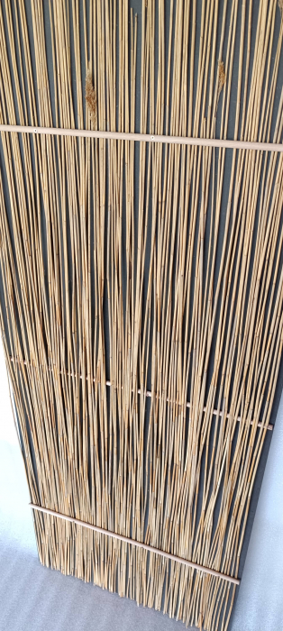 Panou decorativ de perete ARUNDO, din stuf si placaj MDF negru [5]