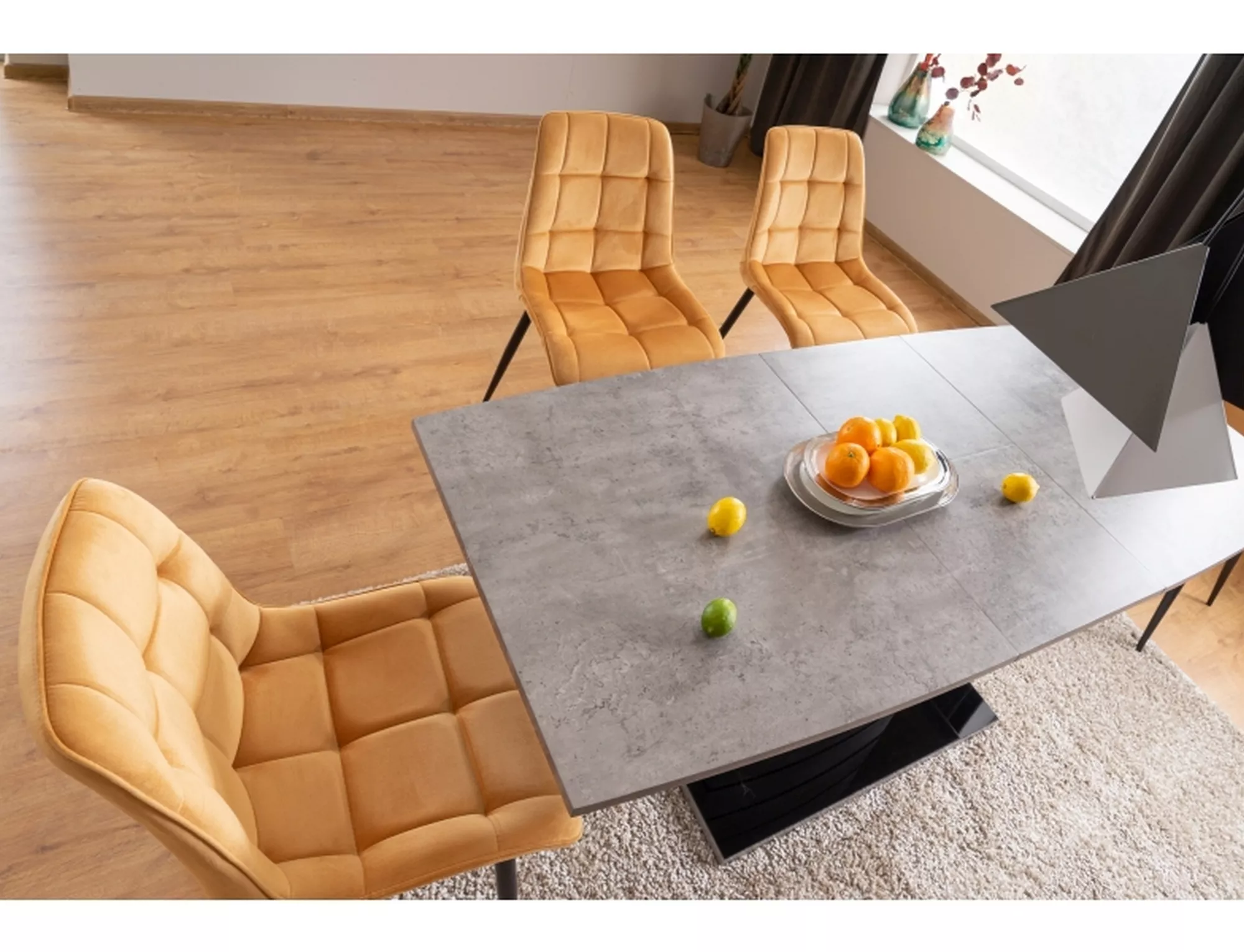 Scaun dining / bucatarie CHIC Catifea Bluvel Curry 68/cadru negru [2]