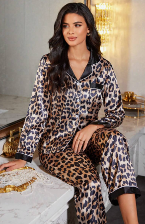 Pachete Promotionale - Set de lenjerie de dormit cu guler din imitație de mătase cu imprimeu leopard de culoare contrastantă (top cu mâneci lungi și pantaloni)