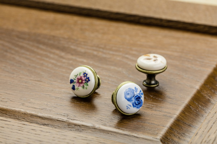 Buton D28mm, finisaj Antichizat + portelan Gold Orient. [2]
