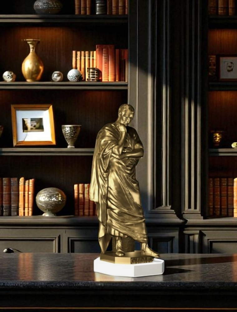 Statuetă Ovidius, culoare bronz auriu, amplasată pe suport din marmură [2]
