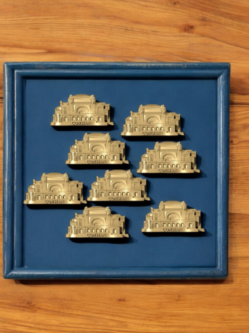 Colecția TOMIS - Magnet decorativ 3d reconstituit Farul Regelui Carol I din Portul Constanța. Culoare cupru, bronz auriu sau silver.
