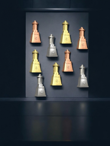 Magnet decorativ 3d reconstituit Farul Regelui Carol I din Portul Constanța. Culoare cupru, bronz auriu sau silver. [1]