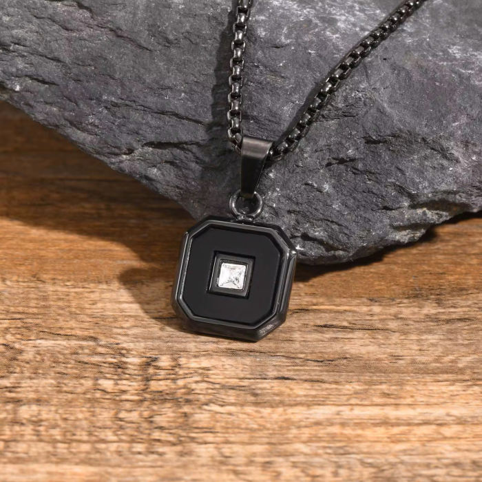 Lant Brooks Exquisite Black Diamond Pendant [3]