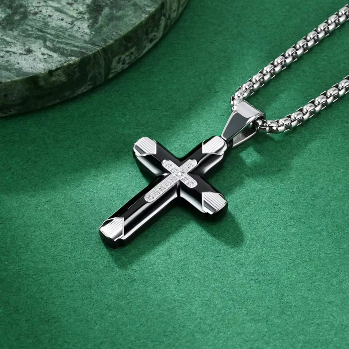 Lant Brooks Exquisite Silver Cross [2]