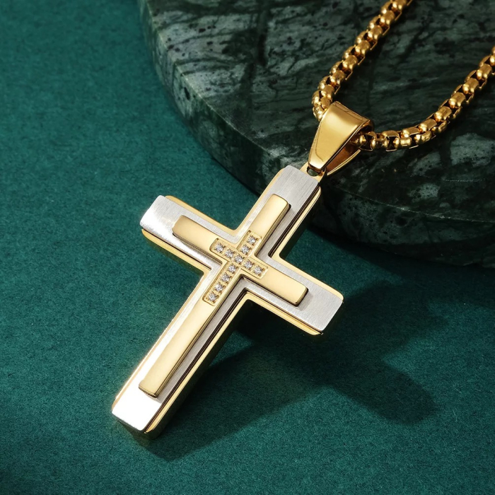 Lant Brooks Gold Diamonds Cross [2]