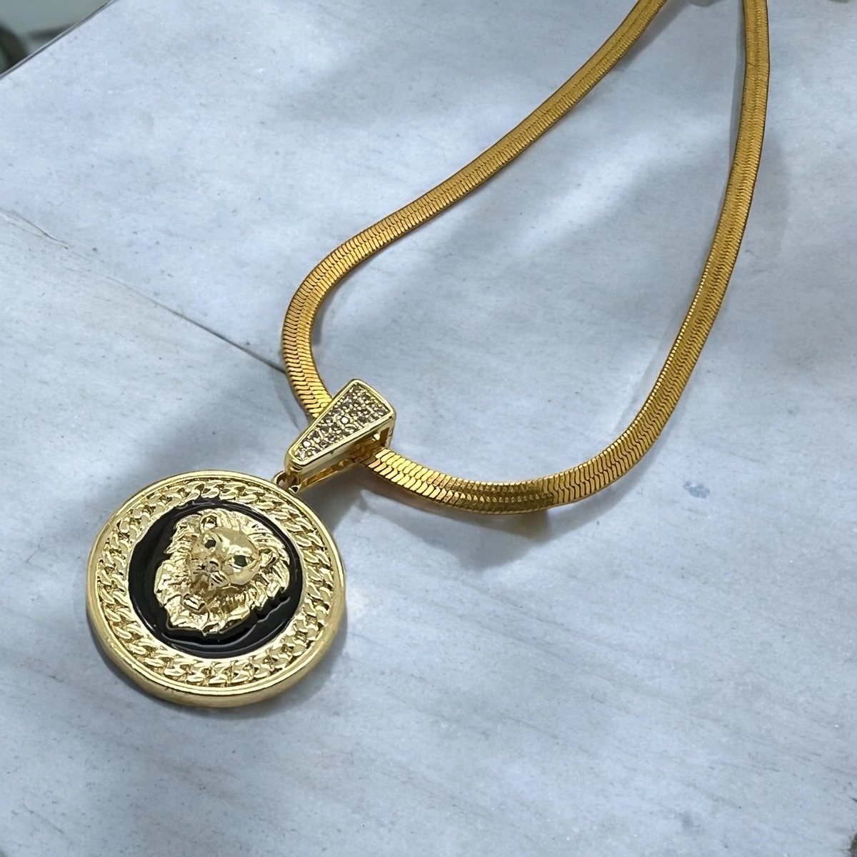 Lant Snake Gold Lion [2]