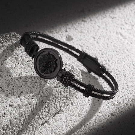 Bratara Brooks All Black Lion [1]