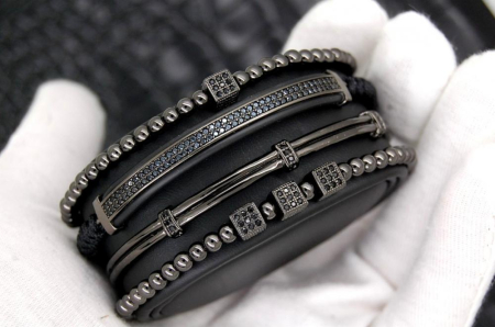 Brooks All Black Set 4 Bracelets [3]