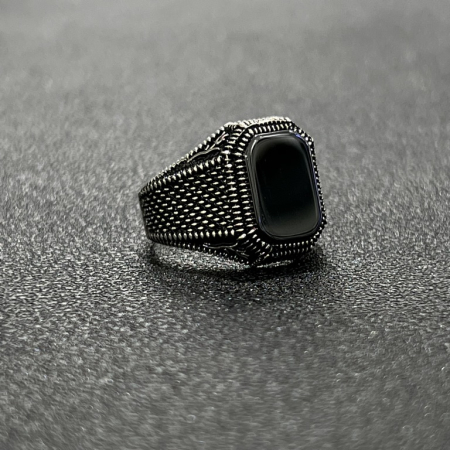 Inel Argint Brooks Black Stone [2]