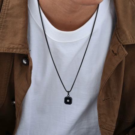 Lant Brooks Exquisite Black Diamond Pendant [1]