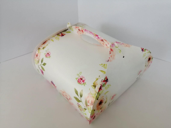 Cutii tort 30 albe tipar flori 50buc/set [2]