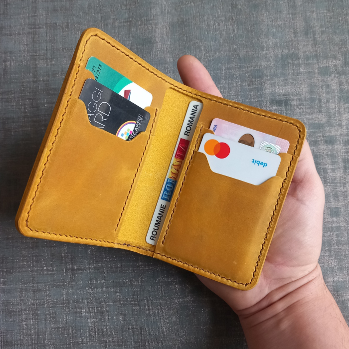 Portofel  din piele naturala cu buzunar exterior pentru bani [3]