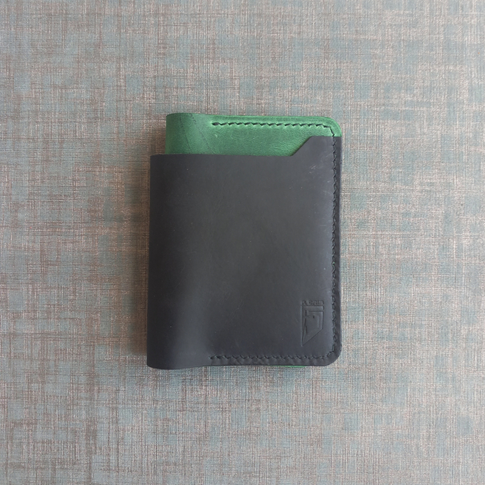 portofel-casual-din-piele-crazy-horse-negru-si-verde-fcris [5]