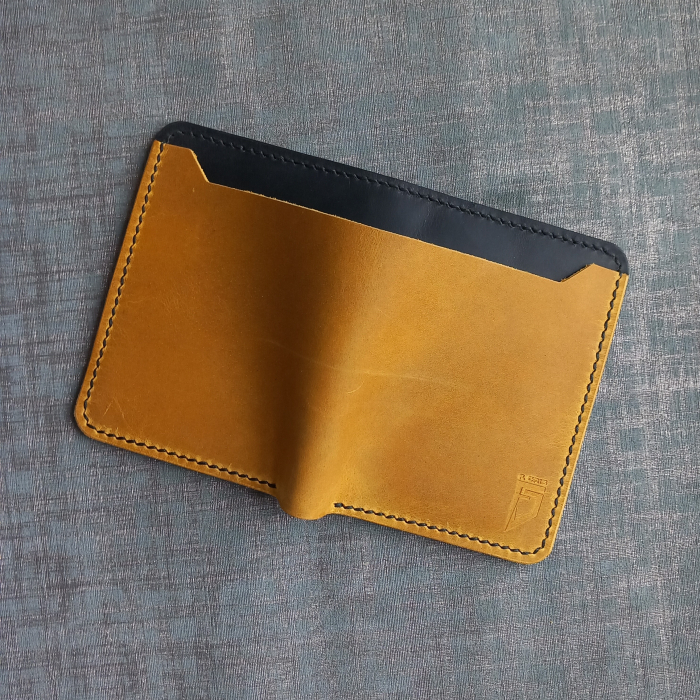 Portofel handmade din piele  naturala [7]