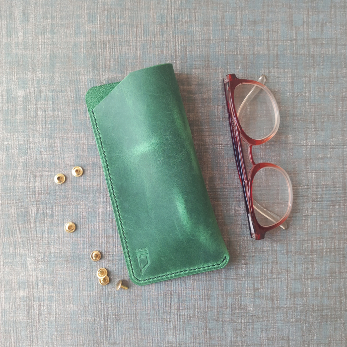 toc-ochelari-din-piele-verde-fcris [1]