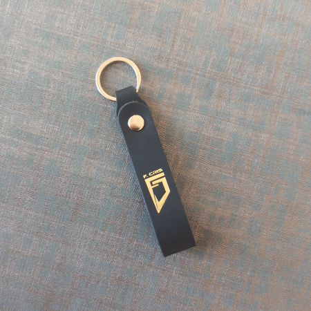 Breloc din piele naturală inspirat din tradițiile Maramureșului – Fcris [1]